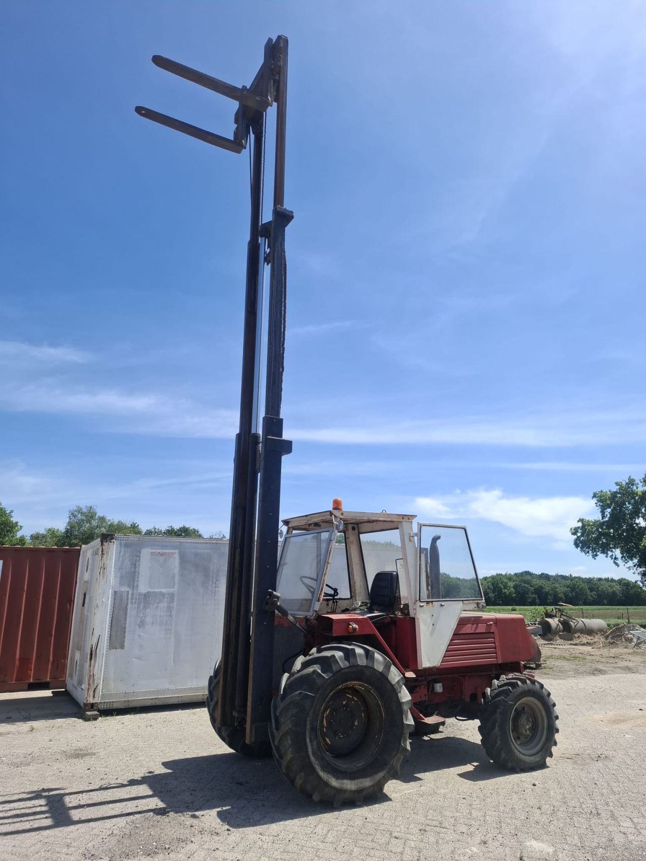 Manitou ruwterrein heftruck