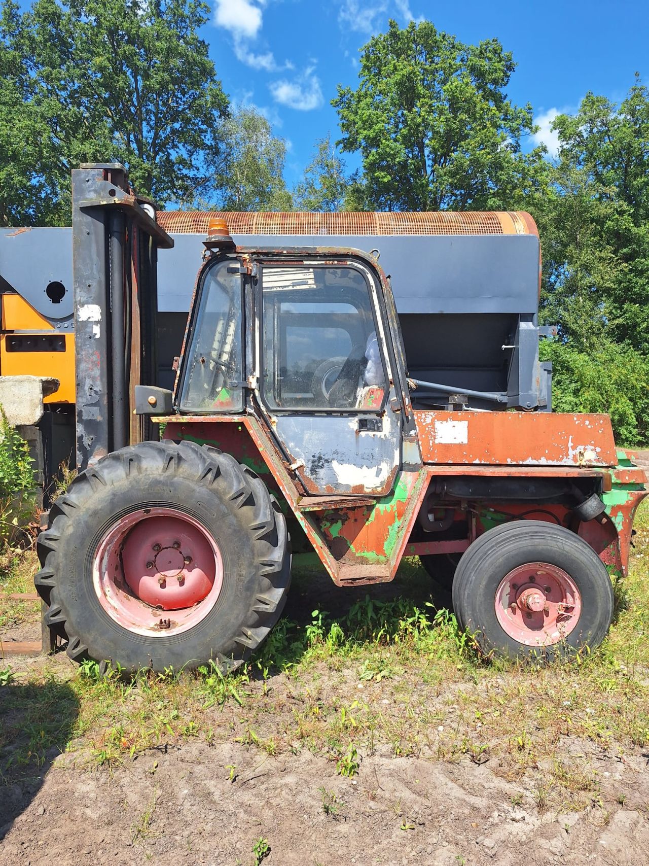 Manitou ruwterrein heftruck