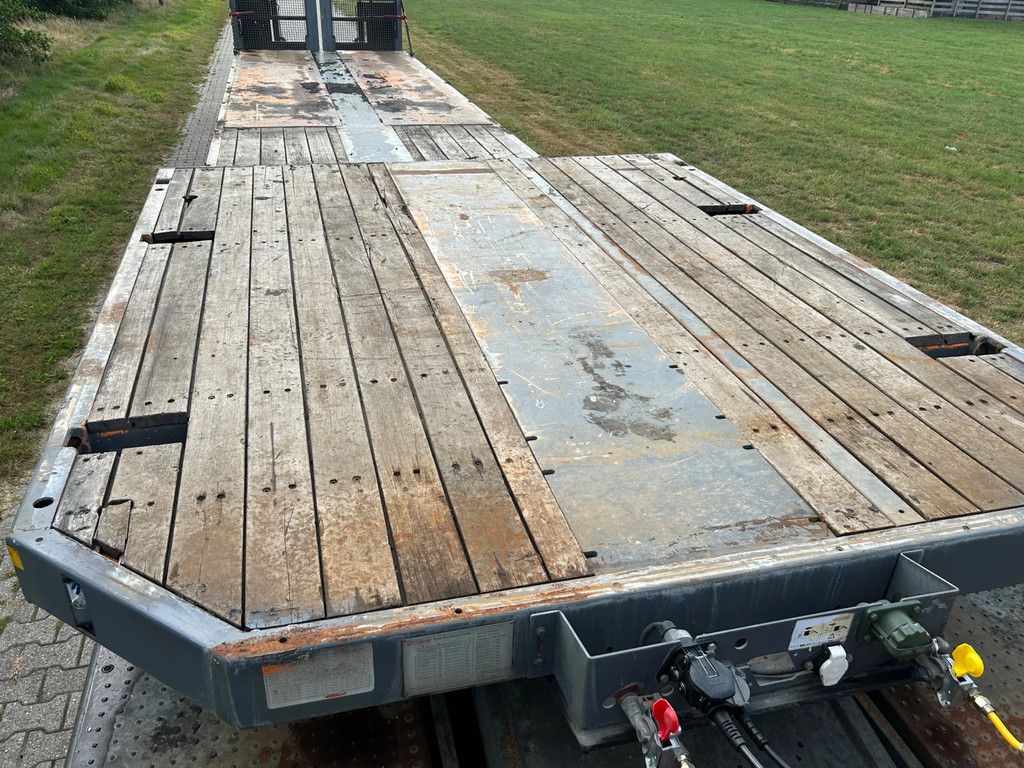 Nooteboom OSDS-58-04 HEAVY LOAD TRAILER 58.000 kg | HYDROLIC RAMPS |
