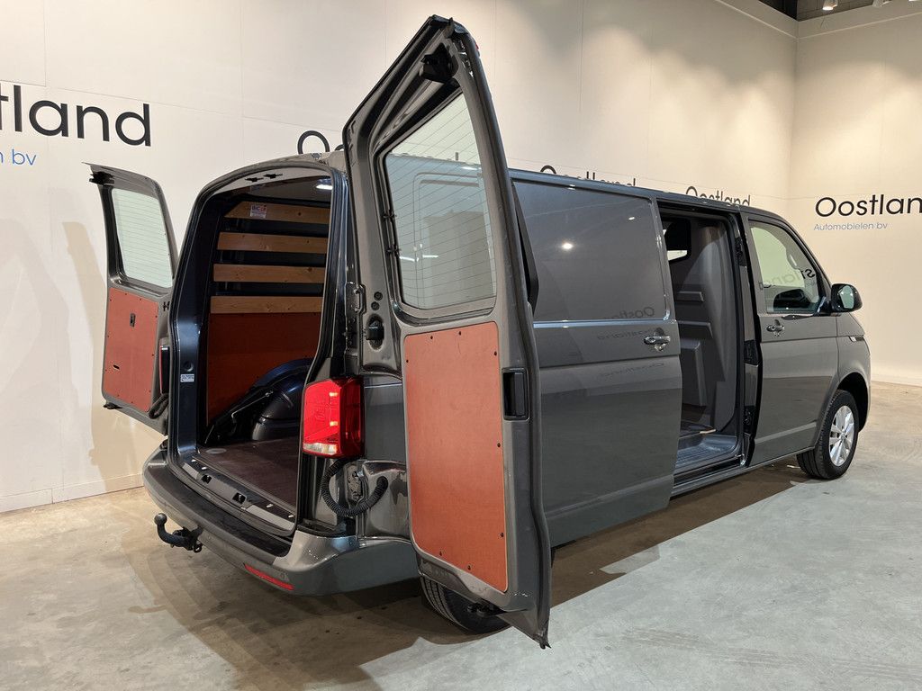 Volkswagen Transporter 2.0 TDI L2H1 150 PK Automaat / Euro 6 / Airco / CarPlay / Cruise Control / Navigatie / Trekhaak / PDC / 37.200 KM !! MARGE !!!