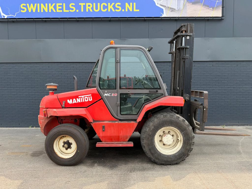 Manitou MC 30 Ruwterreinheftruck ! 9900 uhr ! Nette Staat !
