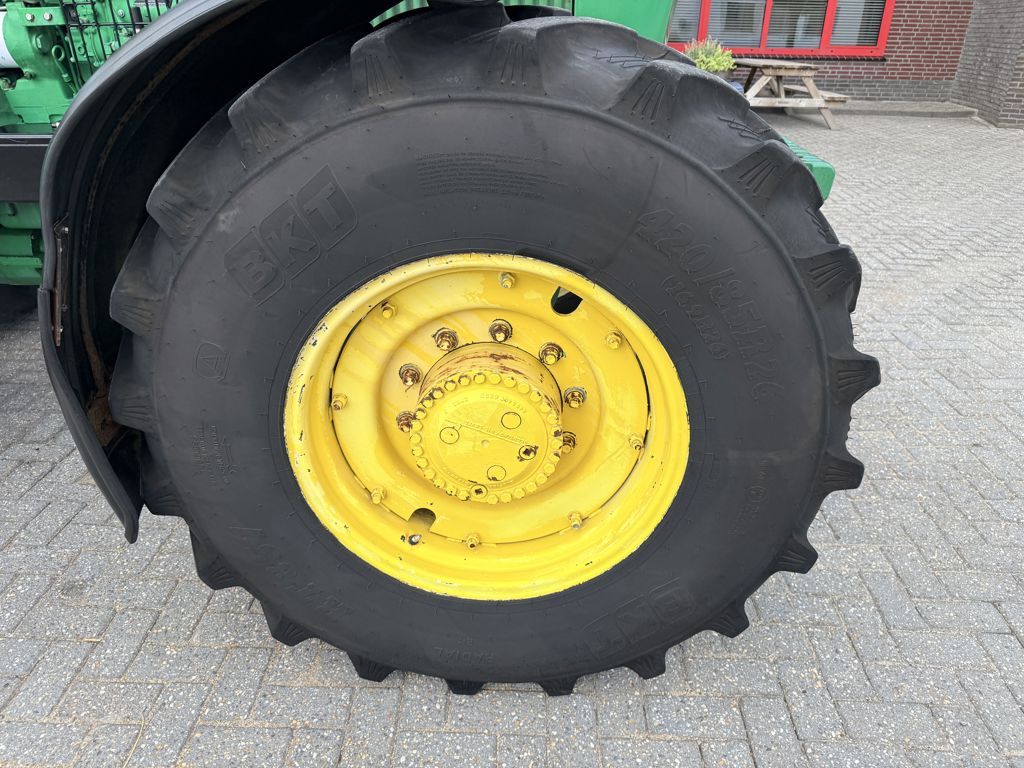John Deere 4050 4WD