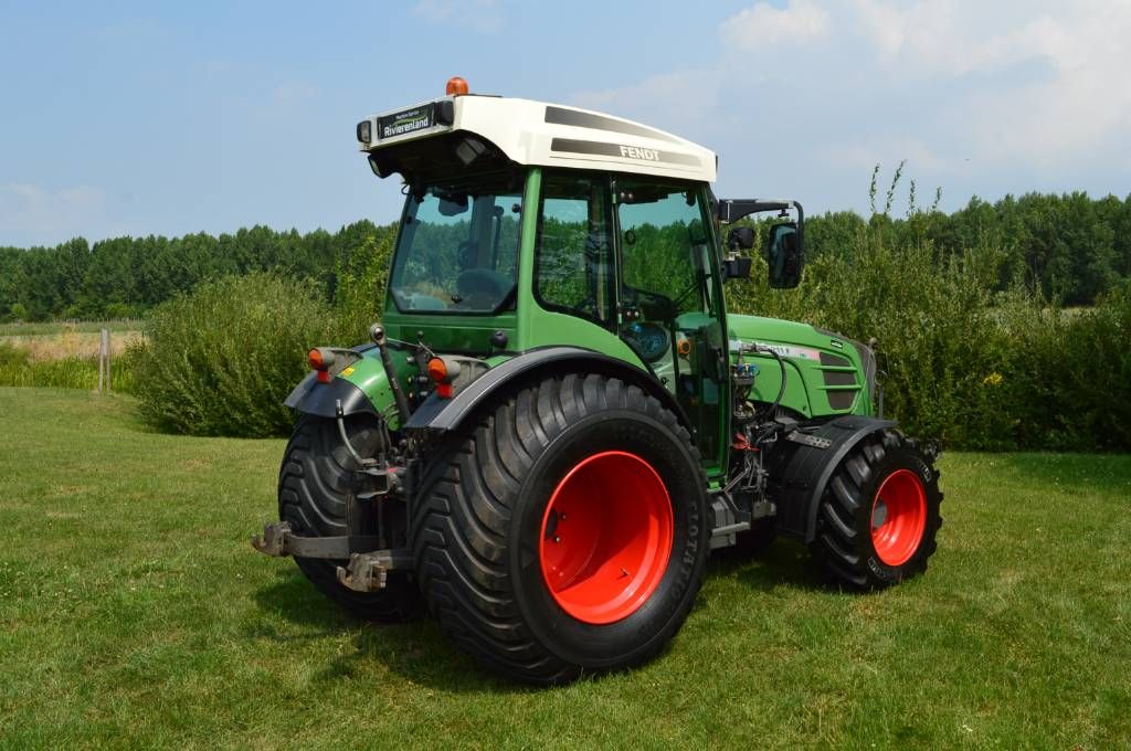 Fendt 211 F Vario Profi