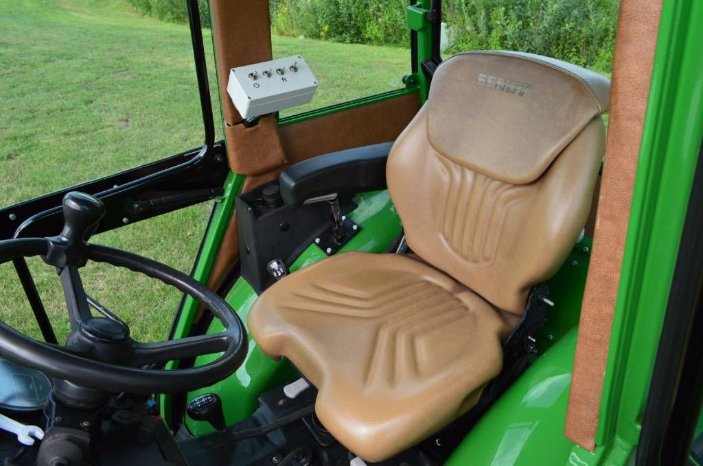 Fendt 250 V 4-WD Smalspoor/Fruitteelttractor
