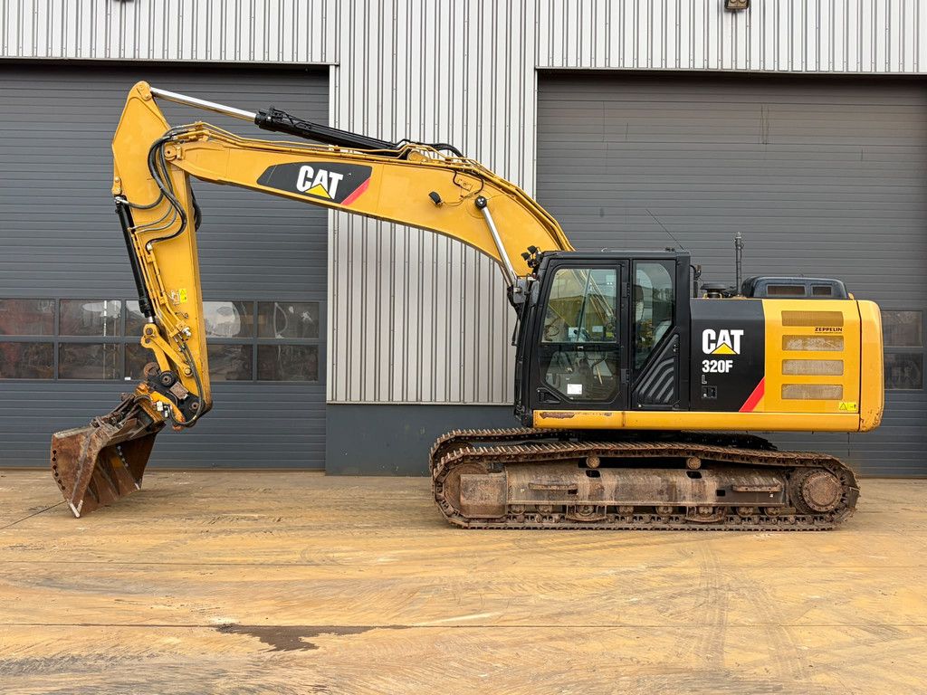 Caterpillar 320FL