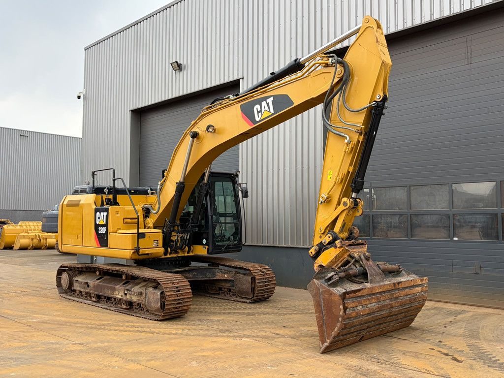 Caterpillar 320FL