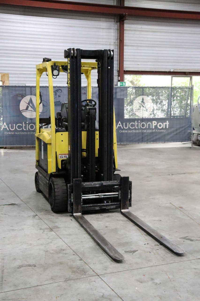 Hyster E2.5XN MWB Elektrostapler 2080 kg 5,55 m 2017