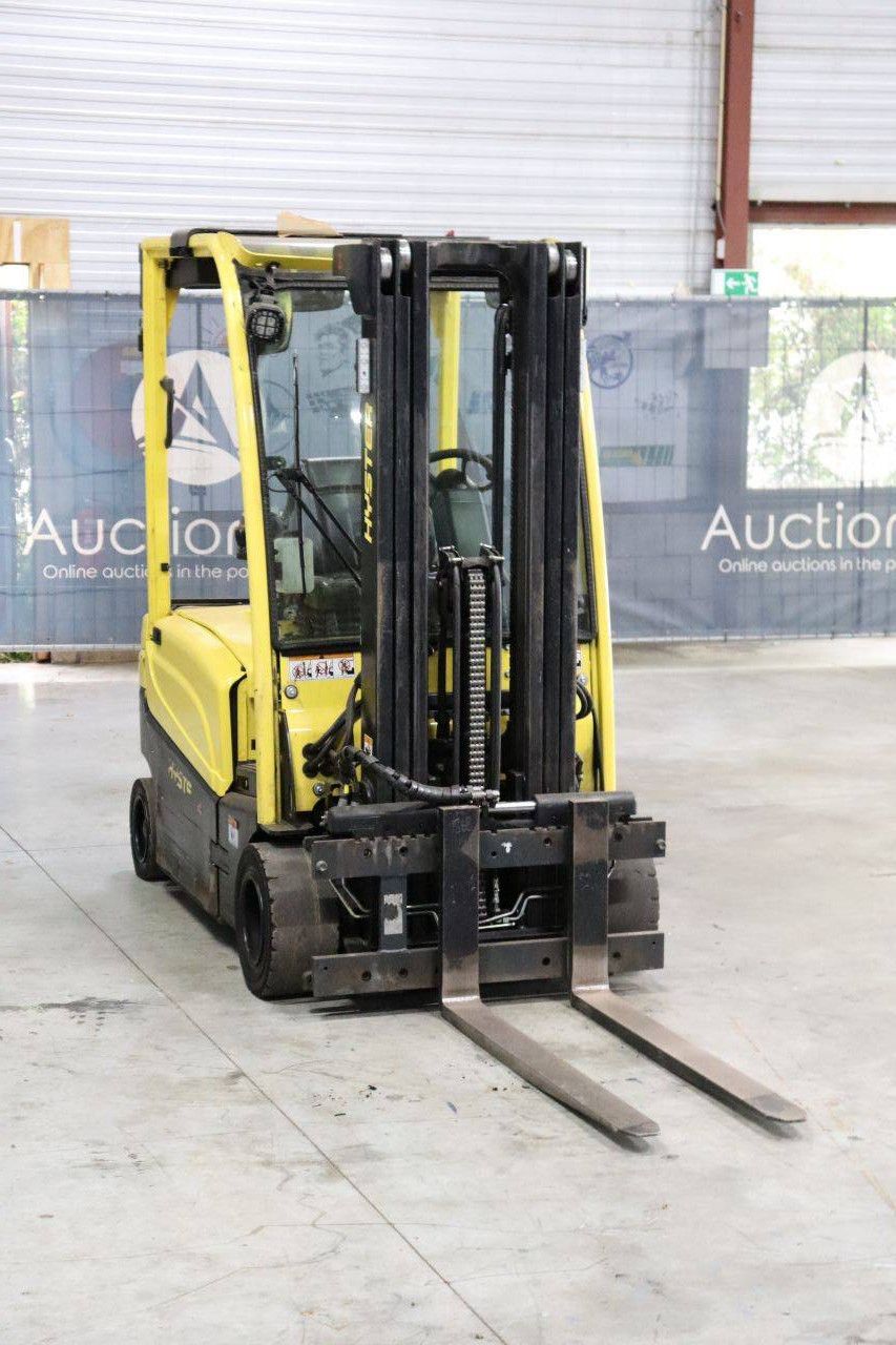 Hyster J2.0XN LWB Elektrogabelstapler, 1970 kg, 4,6 m, Baujahr 2019