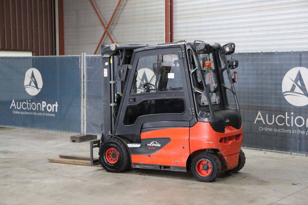 Linde E25-01 Electric Forklift 2500kg 4.2m 2018