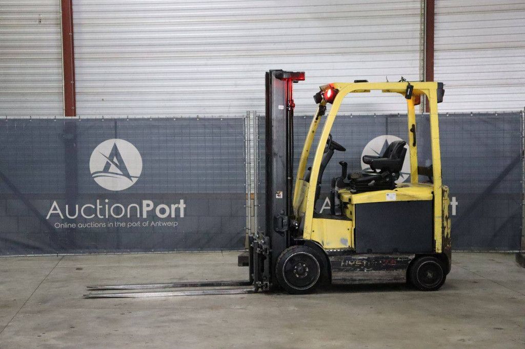 Hyster E2.5XN MWB Electric Forklift 1240kg 5.55m 2013