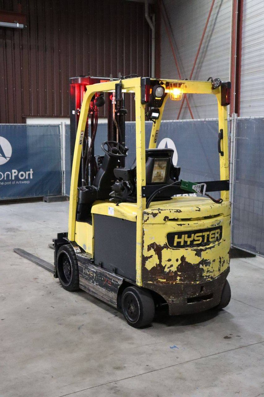 Hyster E2.5XN MWB Electric Forklift 1240kg 5.55m 2013