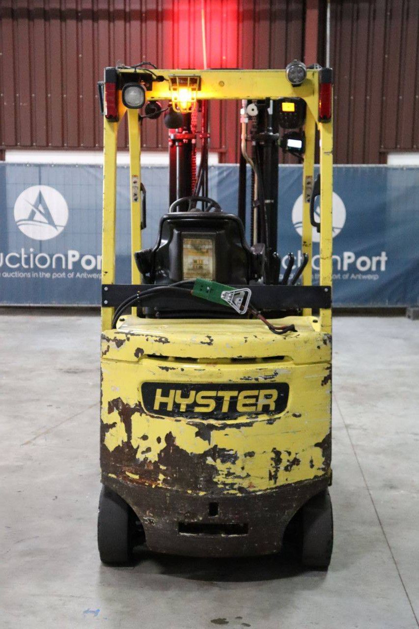 Hyster E2.5XN MWB Electric Forklift 1240kg 5.55m 2013