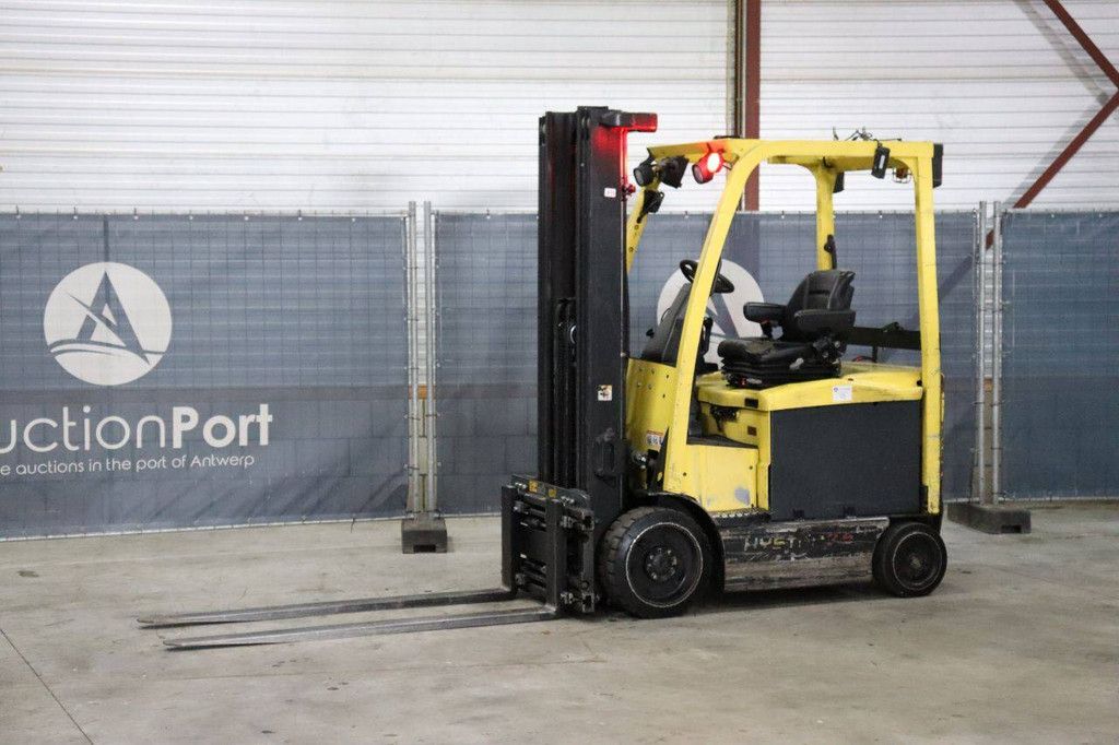 Hyster E2.5XN MWB Electric Forklift 1240kg 5.55m 2013
