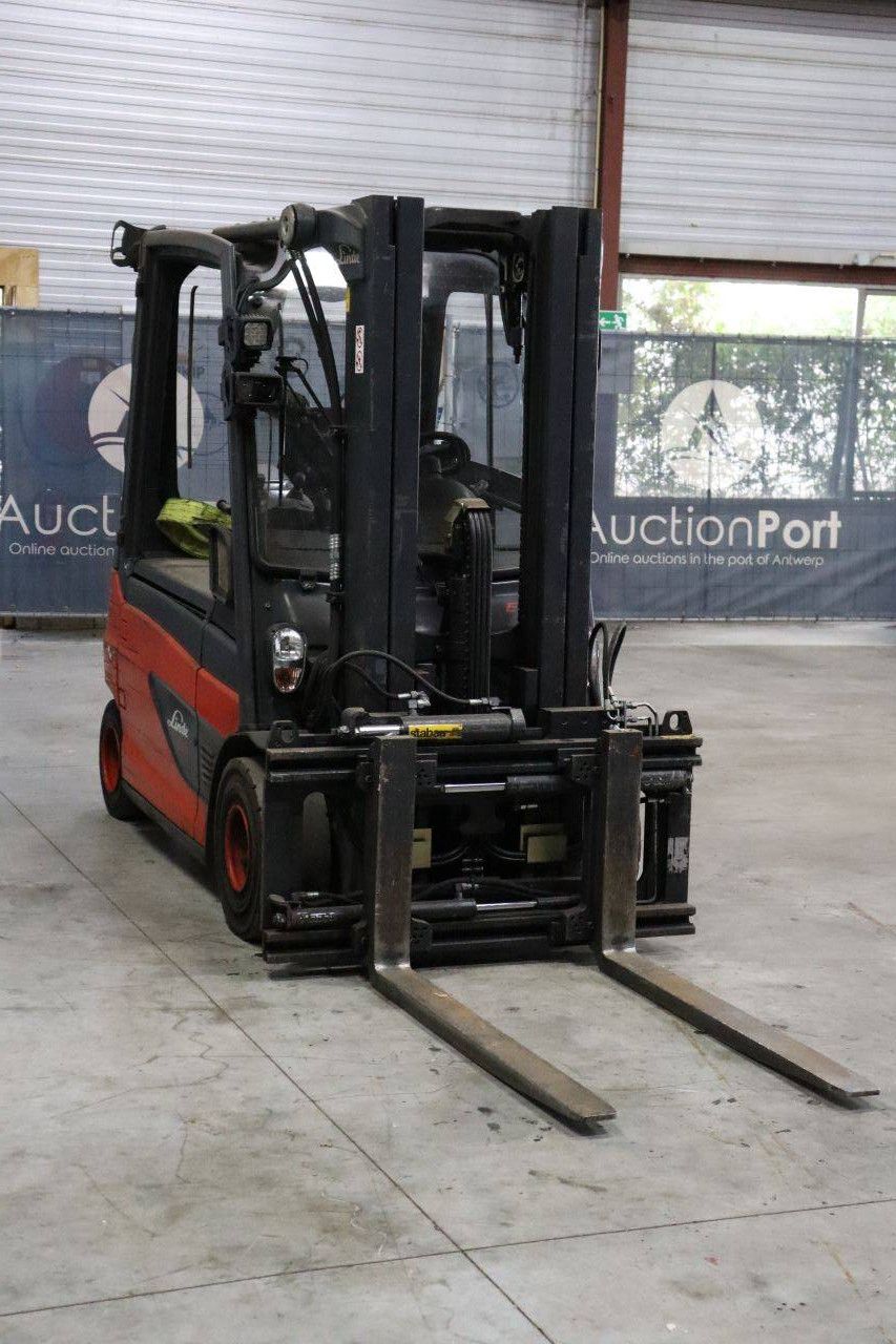 Heftruck Linde E30L-01 Elektrisch 3000kg 4.5m 2017
