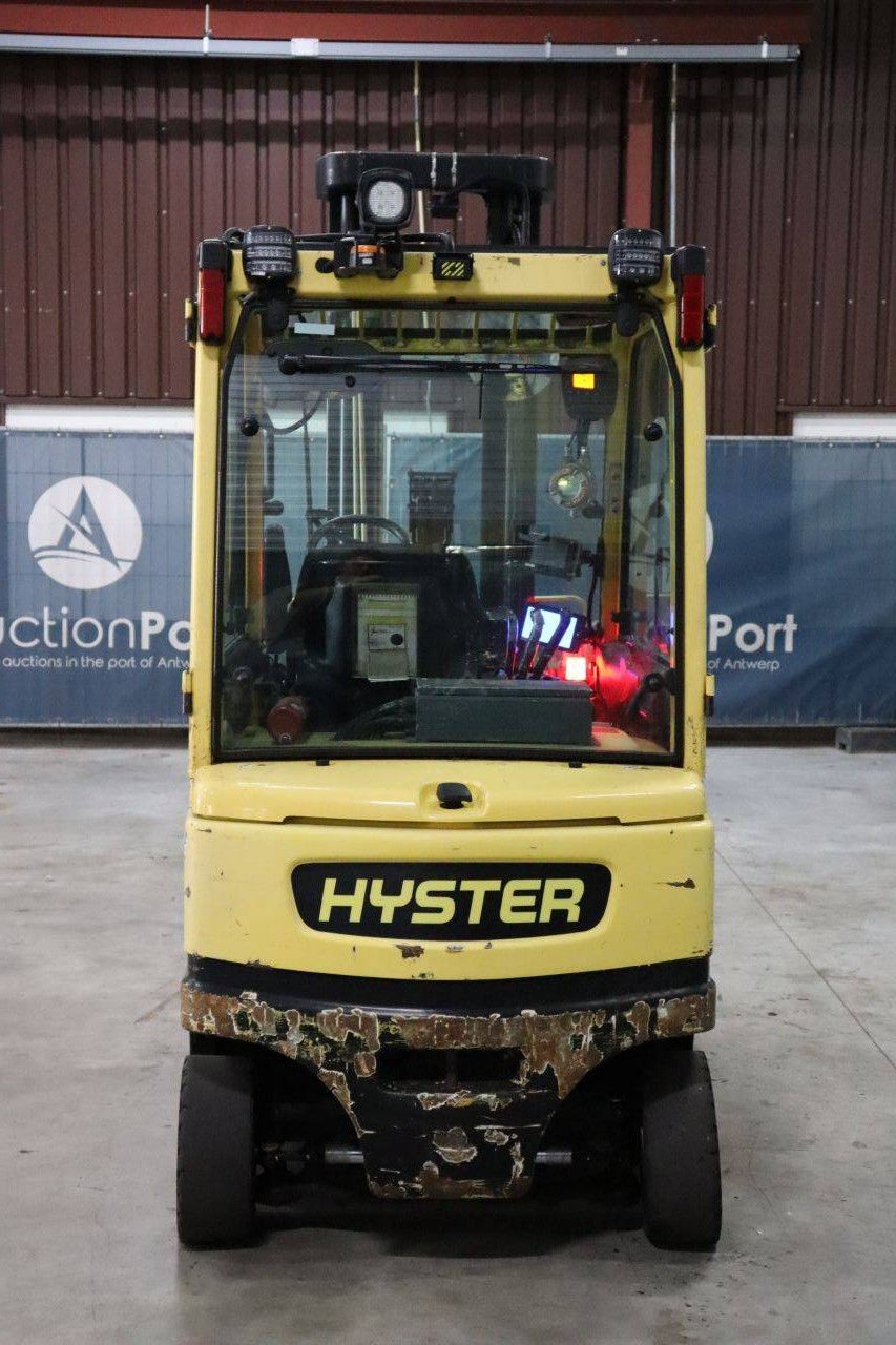 Hyster J3.0XN Elektrogabelstapler 2530 kg 5,8 m 2016