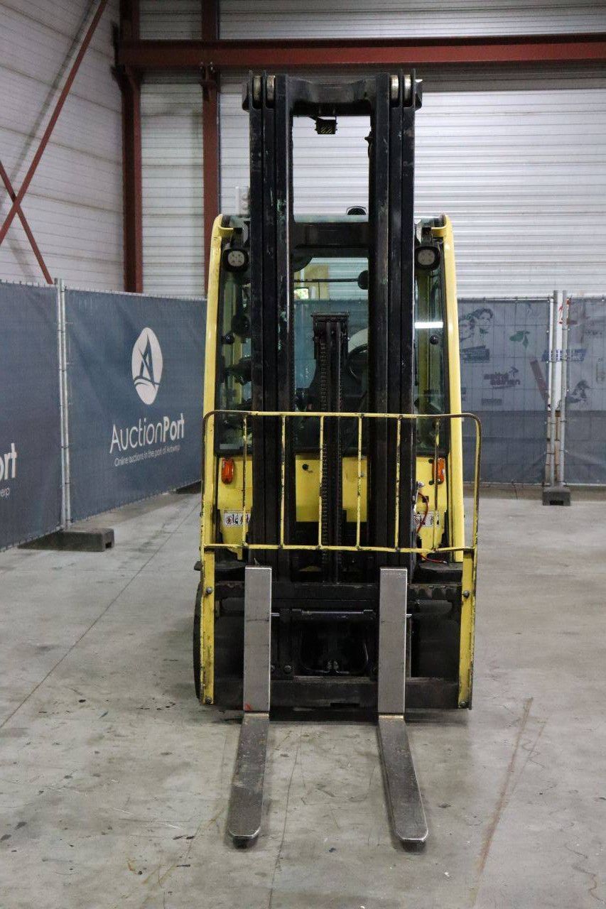 Hyster J3.0XN Elektrogabelstapler 2530 kg 5,8 m 2016