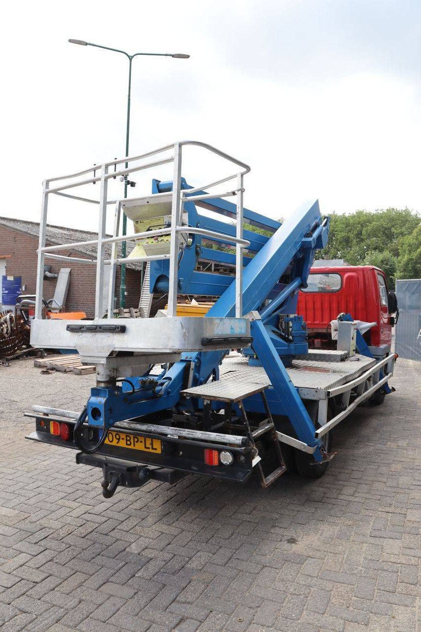 Nissan Cabstar Diesel 125 PS 17,8 m 2004 Hubarbeitsbühne