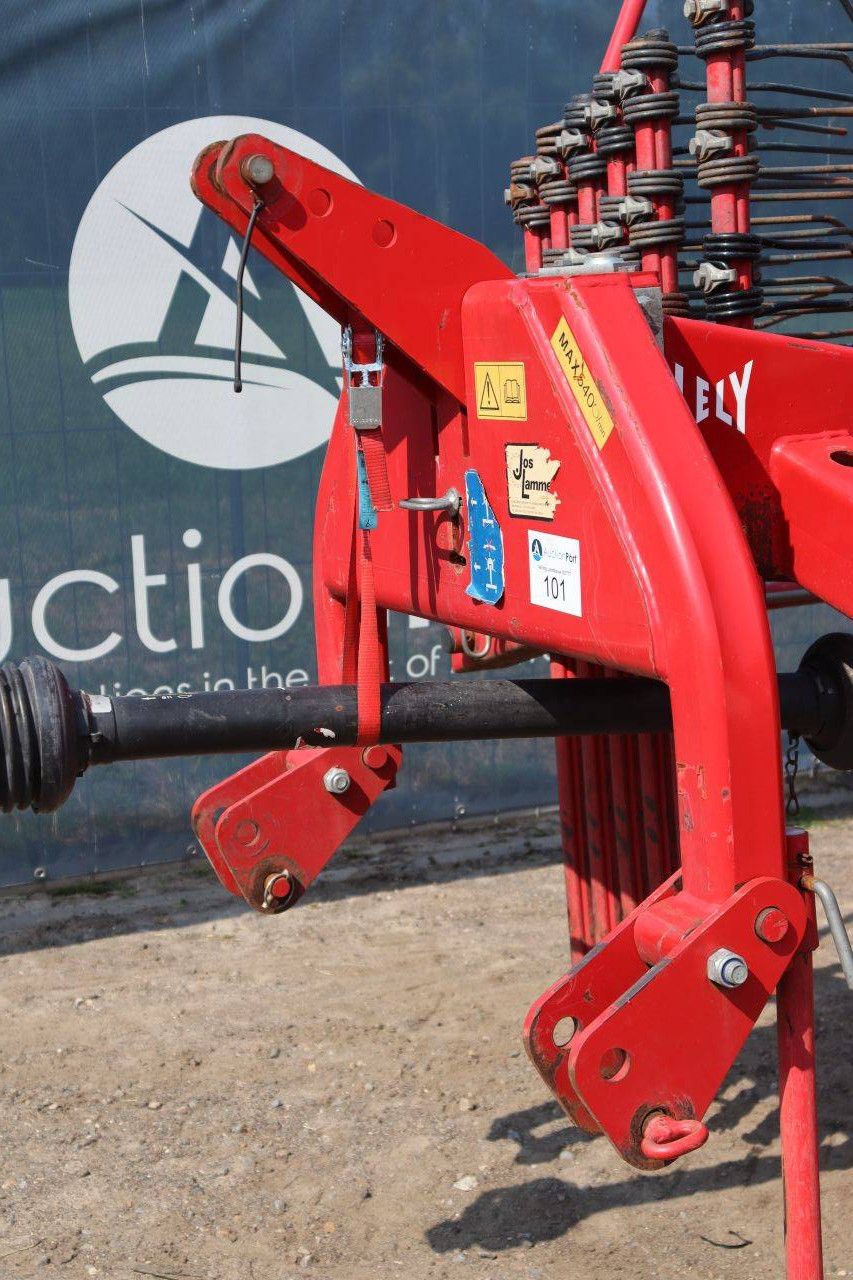 Swath rake Lely Hibiscus 485 2007