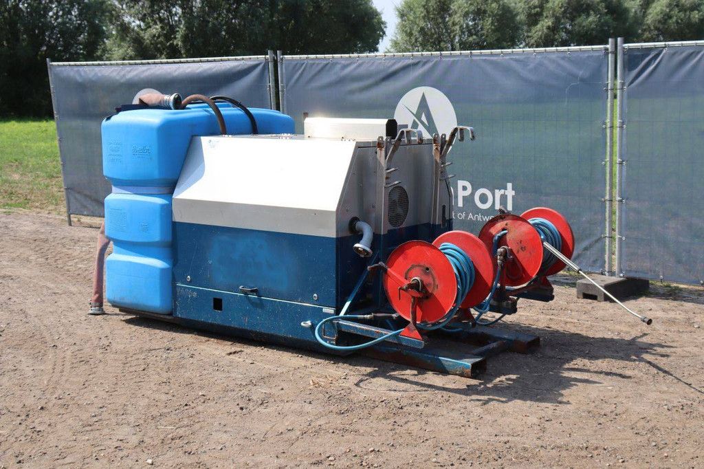High-pressure cleaner Van de Haar Construction BV Unit Diesel 2009