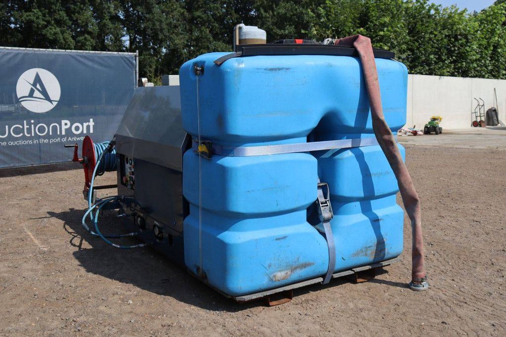 High-pressure cleaner Van de Haar Construction BV Unit Diesel 2009