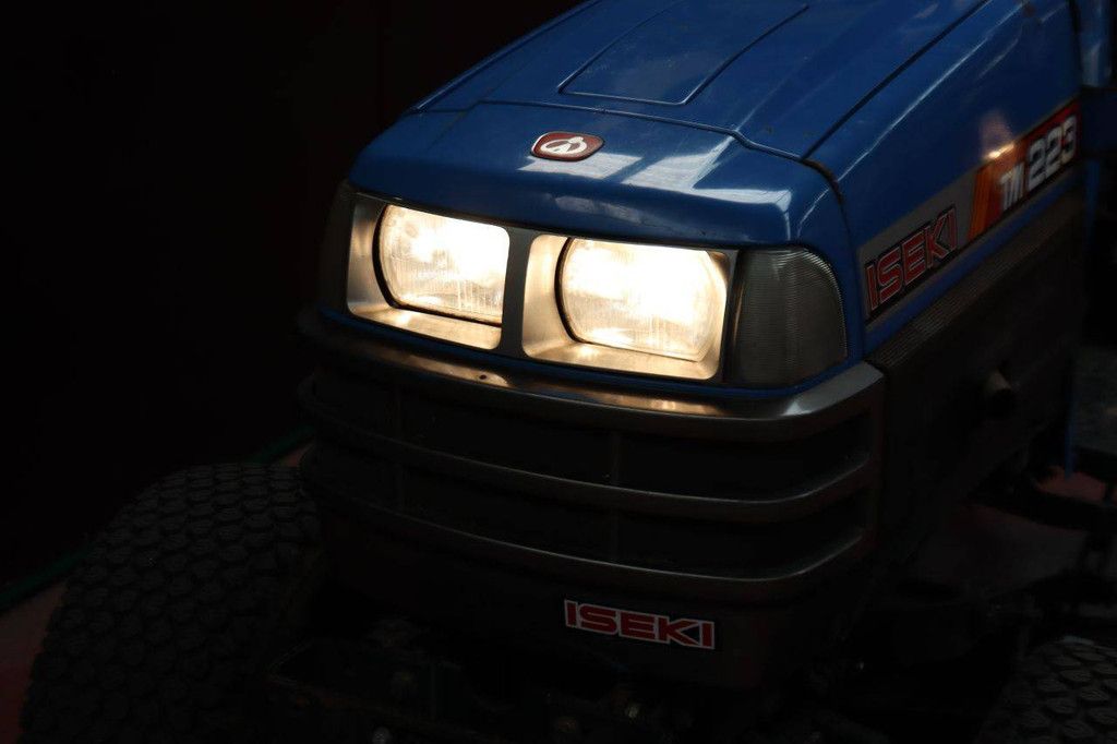 Kleintraktor Iseki TM223FH Diesel 22,5 PS mit Mähwerk