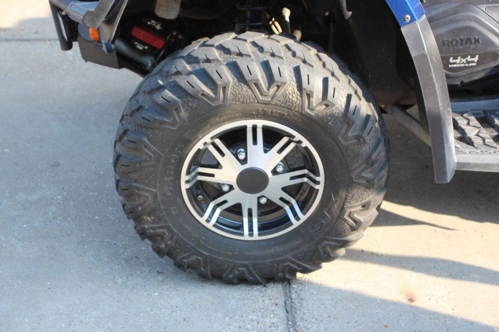 Quad Can-am Outlander 800R MAX LTD Petrol 19hp 2011