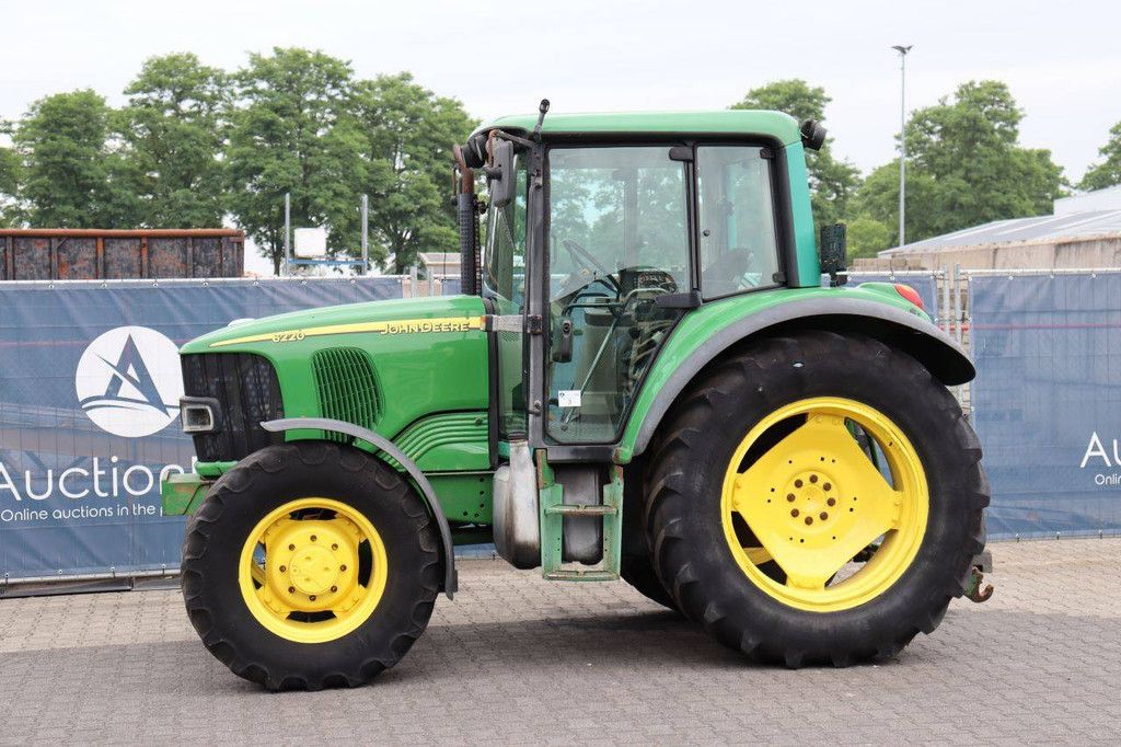 Tractor John Deere 6220 Diesel 90hp 2003
