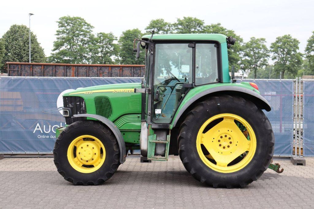 Tractor John Deere 6220 Diesel 90hp 2003