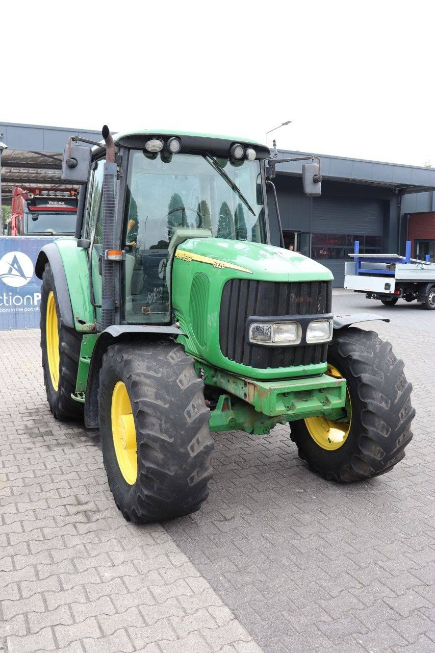 Tractor John Deere 6220 Diesel 90hp 2003