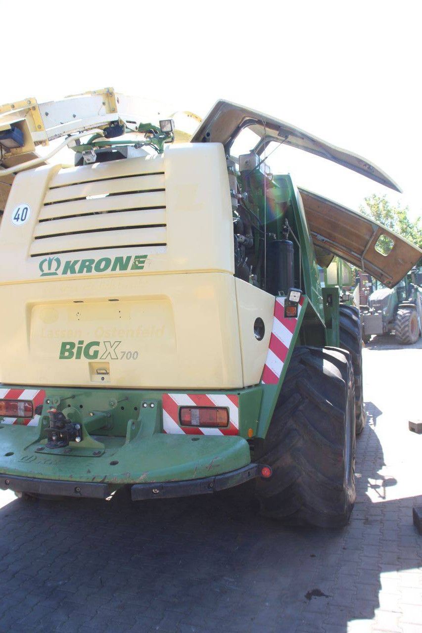 Self-propelled forage harvester Krone Big X 700 Diesel 2012