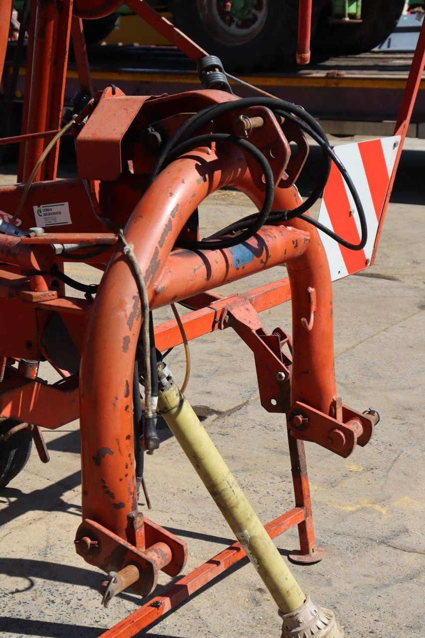 Hooischudder Kuhn GF6301MHO 1994