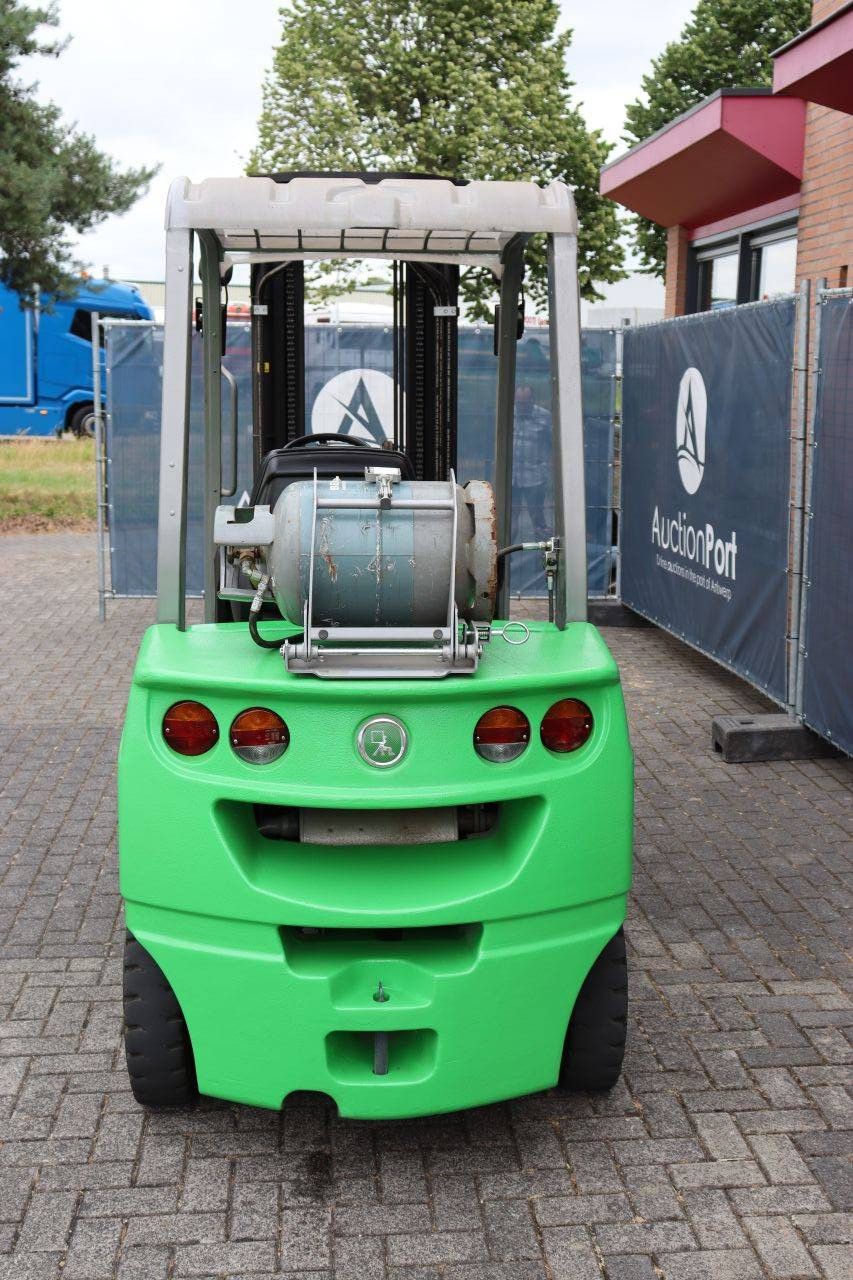 Gabelstapler CESAB M325G LPG 2500kg 5,0m 2018
