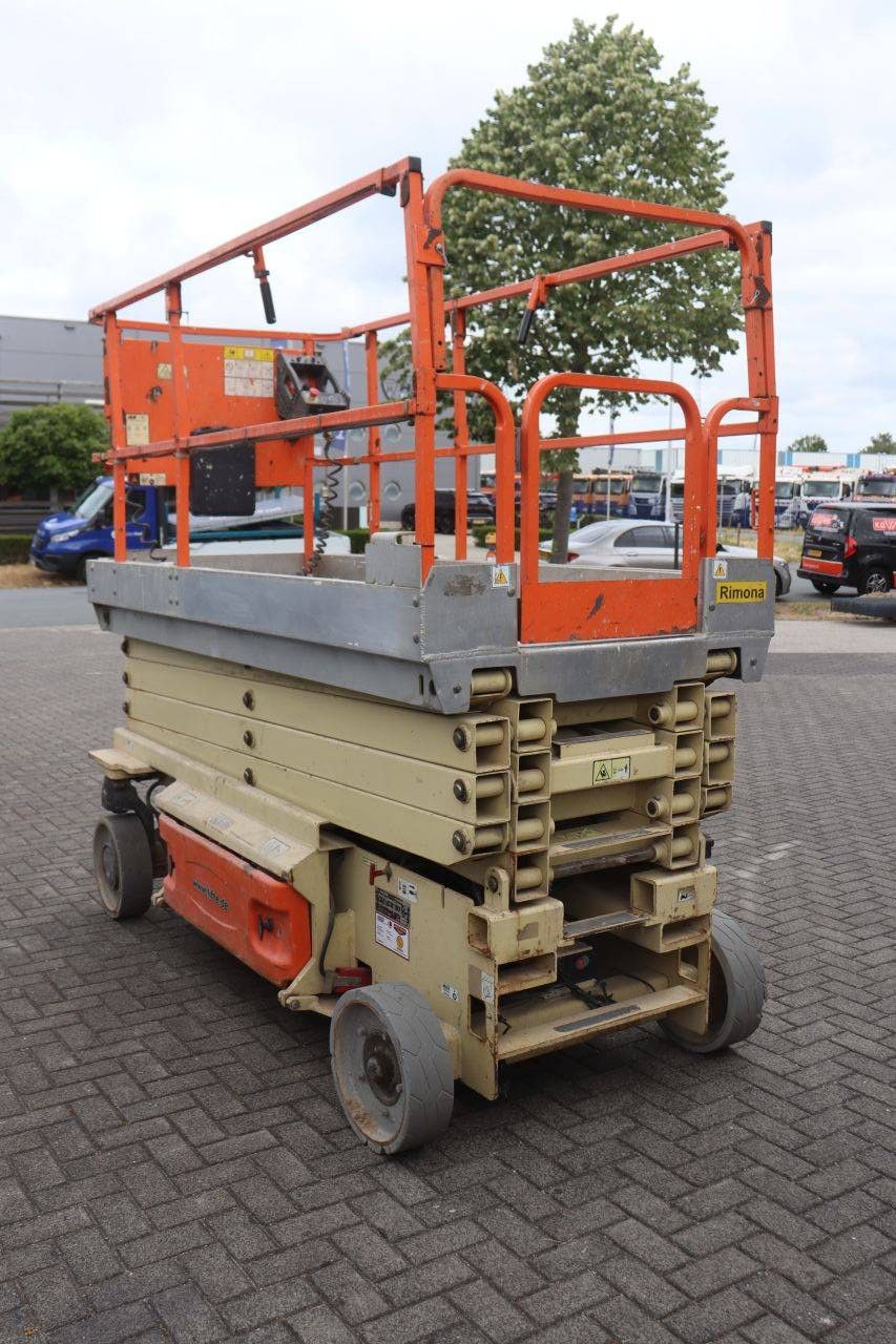 Scissor lift JLG 3246 ES Electric 11.68m 2011