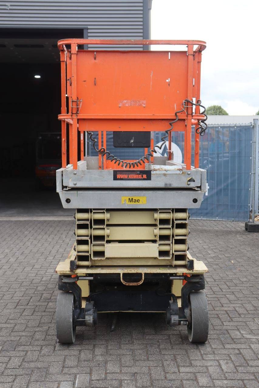 Scherenbühne JLG 3246 ES Electric 11,68 m 2011