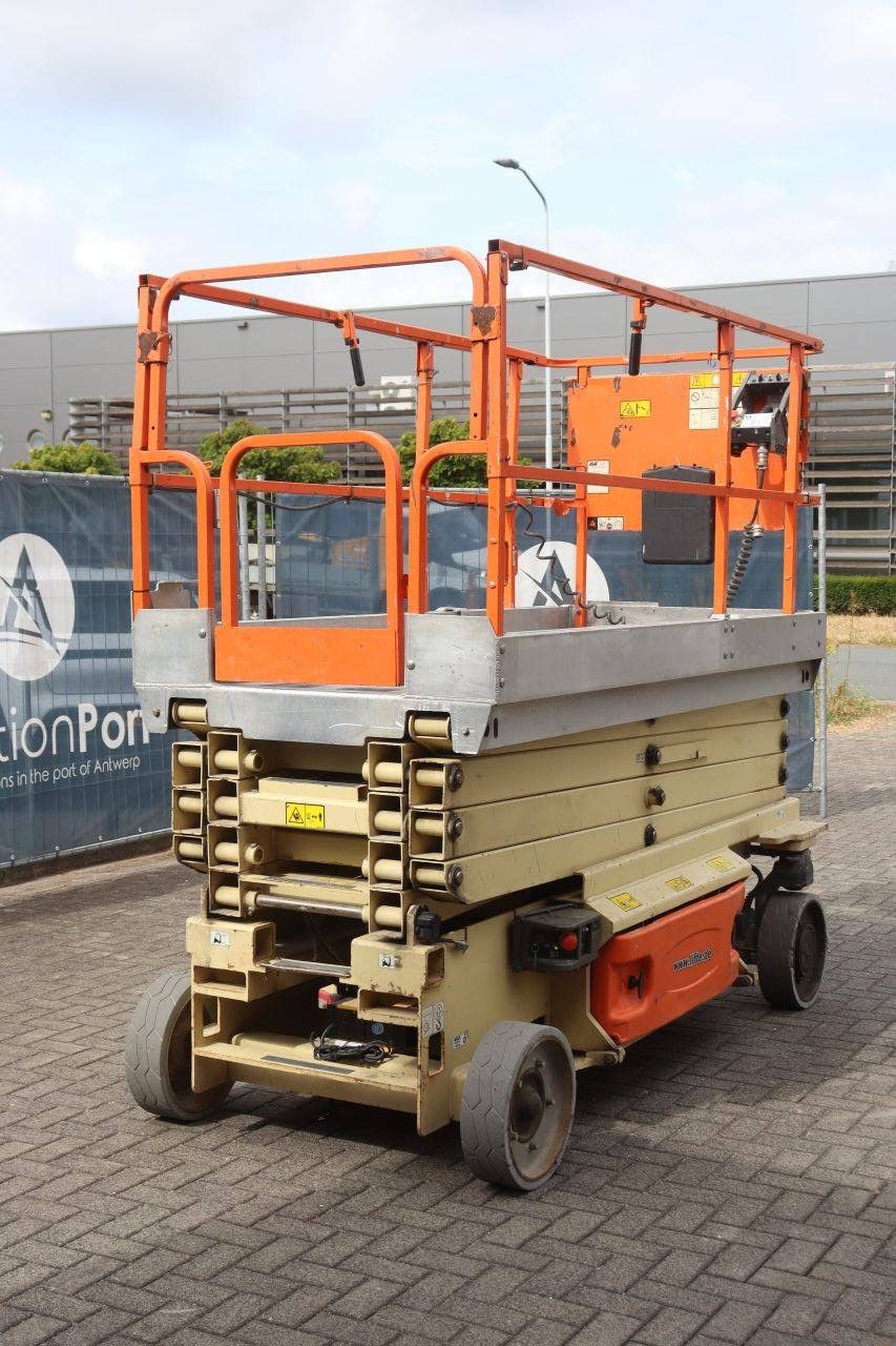Scherenbühne JLG 3246 ES Electric 11,68 m 2011