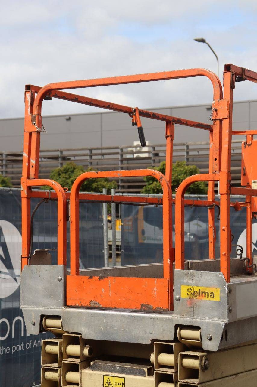 Scissor lift JLG 3246 ES Electric 11.68m 2011
