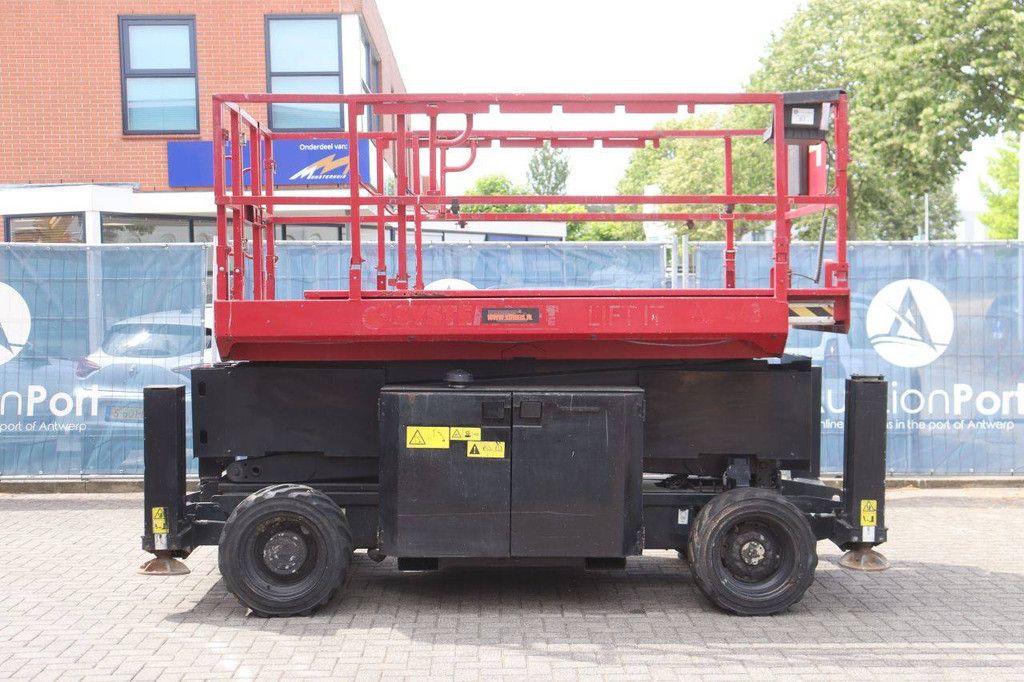 Scissor lift Genie GS-3369 Diesel 11.96m 2012