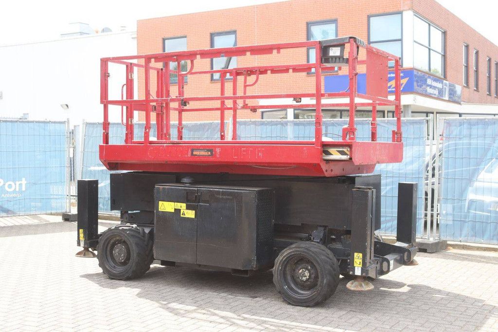 Scissor lift Genie GS-3369 Diesel 11.96m 2012