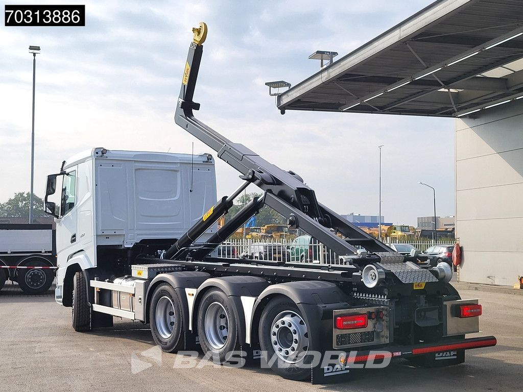 DAF XF 530 8X4 NEW! HYVA 30-60 S Hooklift Retarder Euro 6