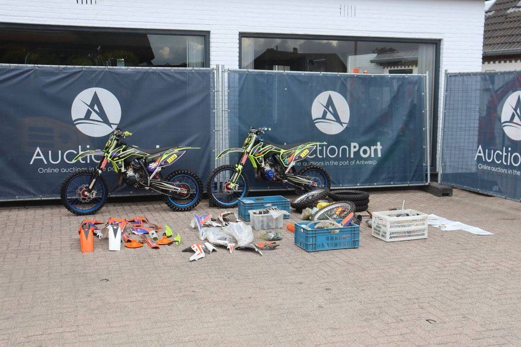 Set Van 2 Crossmotoren KTM 85-SX 17/14 Benzine 2017 Met Onderdelen (Marge)
