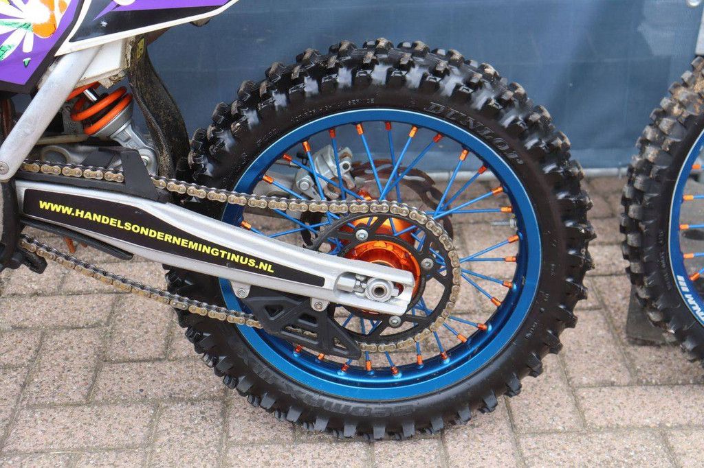 Set Van 2 Crossmotoren KTM 85-SX 17/14 Benzine 2017 Met Onderdelen (Marge)