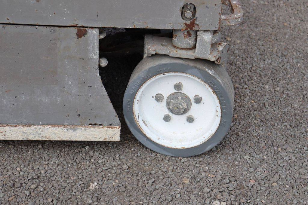 Schaarlift Skyjack SJIII-3219 Elektrisch 227kg 7.8m 2016