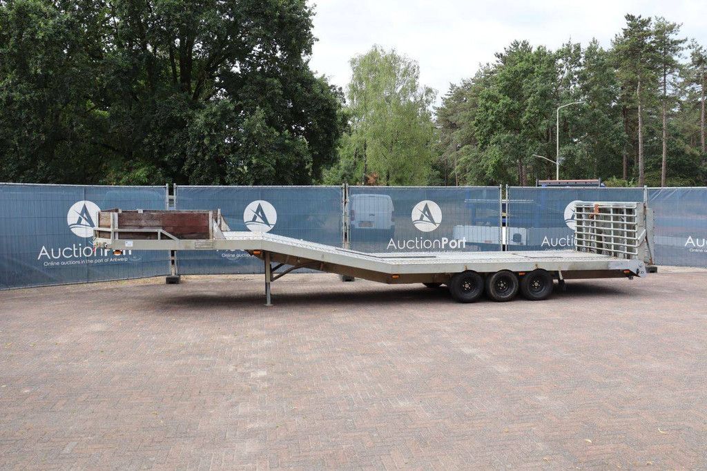 Machinetransporter Veldhuizen Baveco P26-1 6500kg 1997 (Marge)
