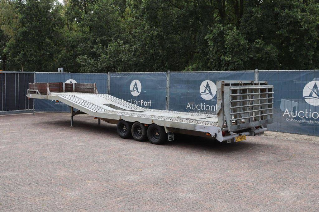 Machinetransporter Veldhuizen Baveco P26-1 6500kg 1997 (Marge)