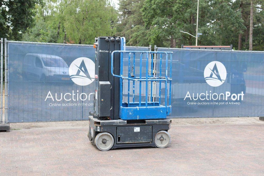 ATN Piaf 650RC Electric Mast Lift 200kg 2015