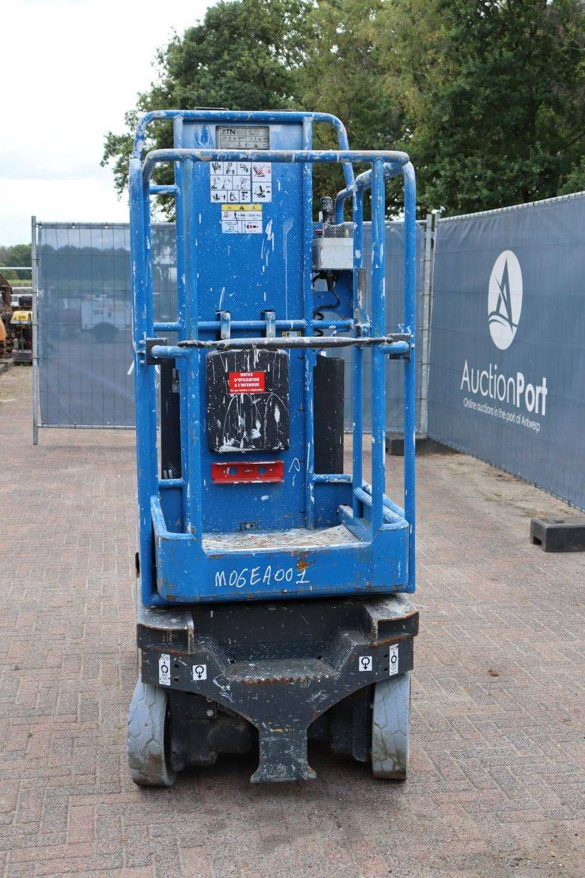 ATN Piaf 650RC Electric Mast Lift 200kg 2015
