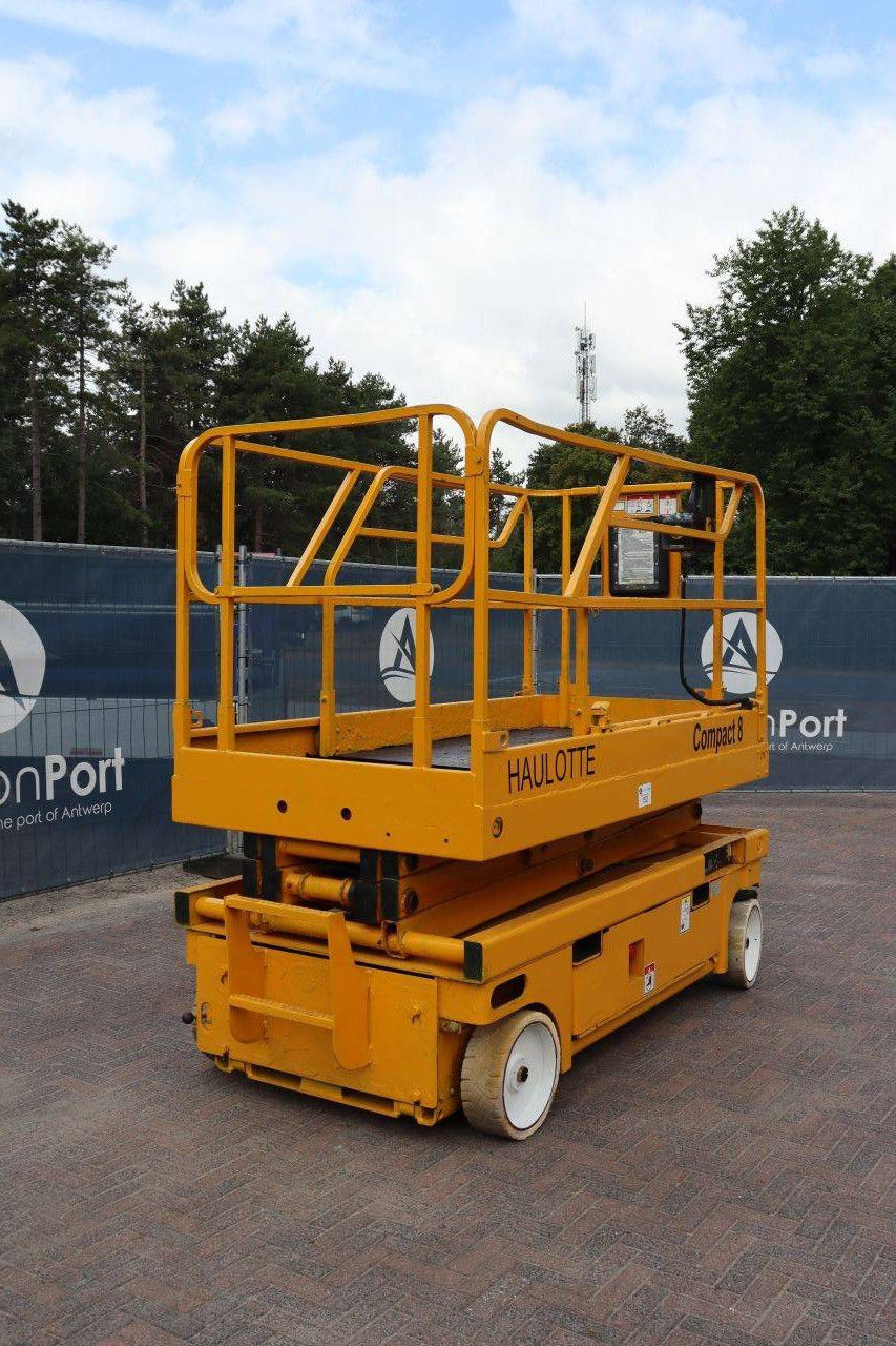 Haulotte Compact 8 Electric Scissor Lift