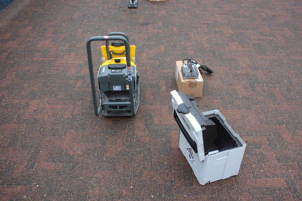 Wacker Neuson APS1135e Electric Vibratory Plate New