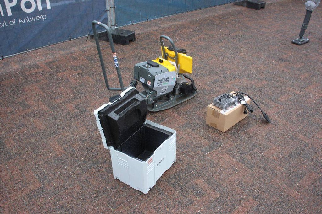Wacker Neuson APS1135e Electric Vibratory Plate New