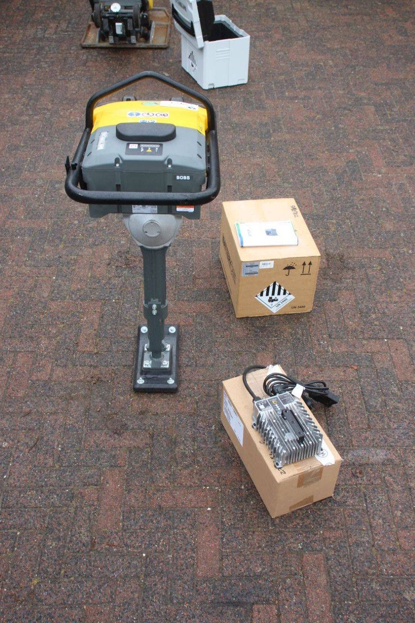 Wacker Neuson Stampfer AS 30 Elektrische Vibrationsplatte Neu